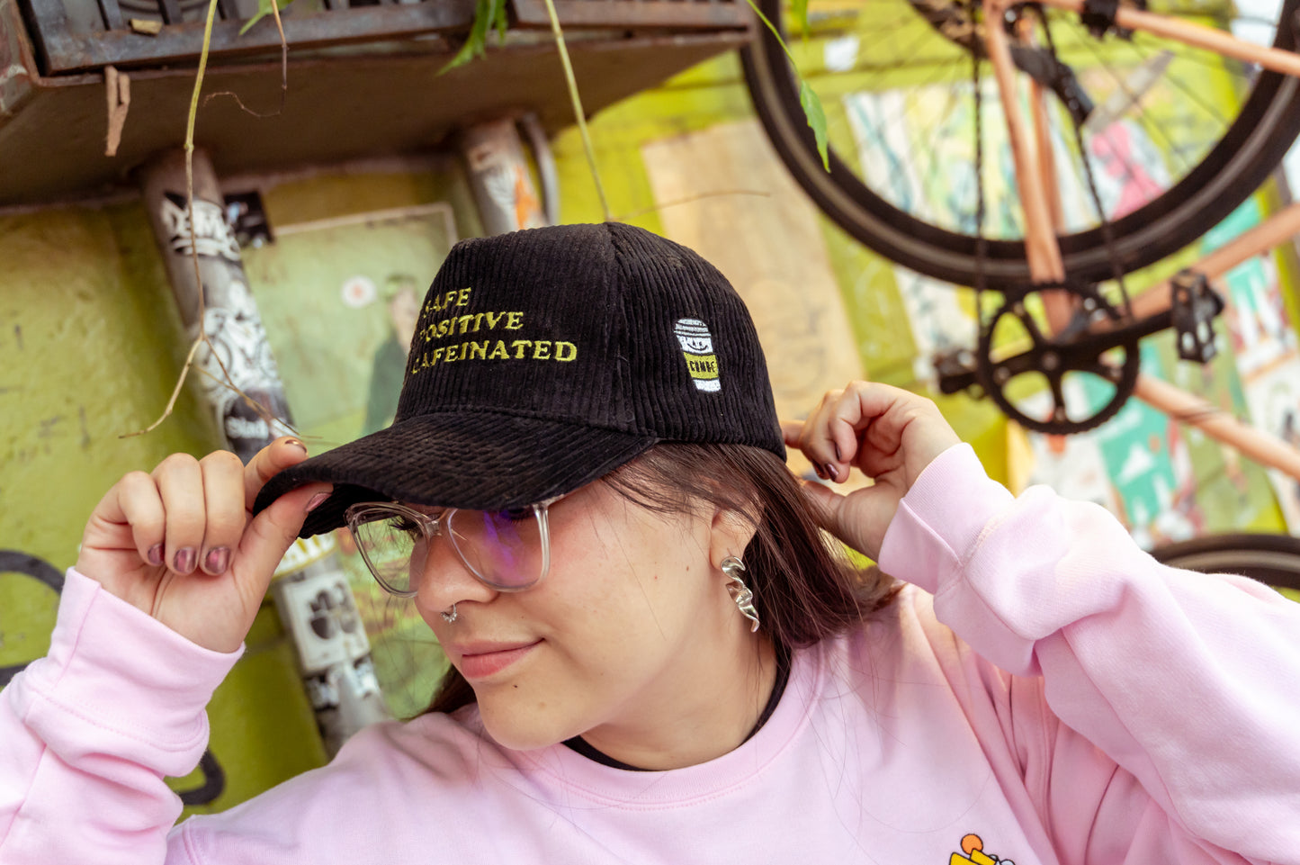 Gorra Stay safe, stay positive, stay cafeinated